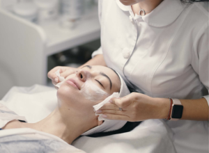 Địa Chỉ Khoá Học Chăm Sóc Da Mặt Uy Tín